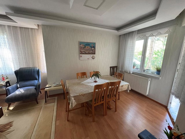 REMAX NEST'TEN BATIKENT KARDELEN DE MÜSTAKIL 4+1