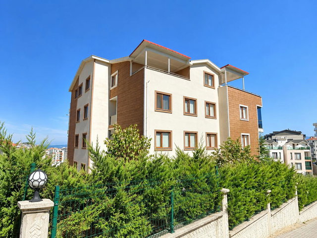 REMAX BEYAZ MUDANYA HALİTPAŞA MAH. 2+1 DENİZ MANZARALI SATILIK DAİRE