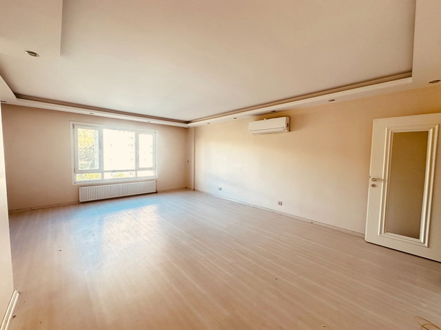 ATAKENT SOYAK OLYMPİAKENT SİTESİ'NDE FULL TADİLATLI BOŞ 3+1 SATILIK DAİRE