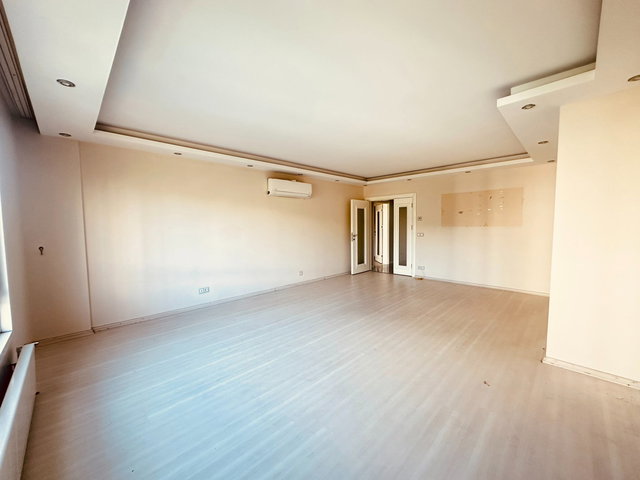 ATAKENT SOYAK OLYMPİAKENT SİTESİ'NDE FULL TADİLATLI BOŞ 3+1 SATILIK DAİRE