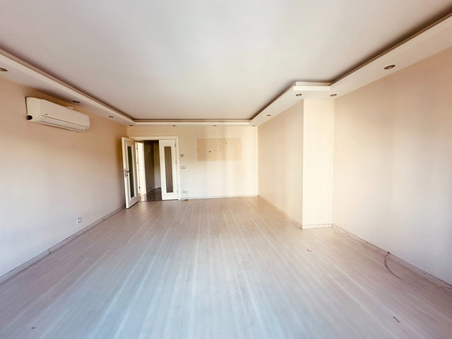 ATAKENT SOYAK OLYMPİAKENT SİTESİ'NDE FULL TADİLATLI BOŞ 3+1 SATILIK DAİRE