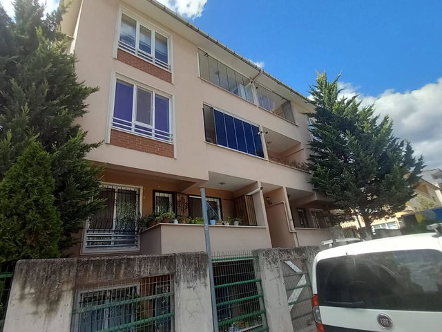 KÖRFEZ MİMAR SİNANDA MERKEZİ KONUMDA 3+1 ARA KAT DAİRE