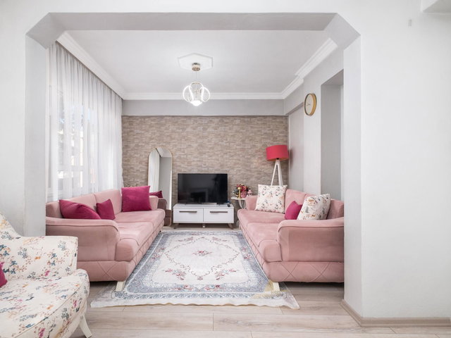 REMAXADVANTAGE'DEN  İÇİ YENİLENMİŞ ,2+1 | 80 M² NET ARA KAT, SATILIK DAİRE