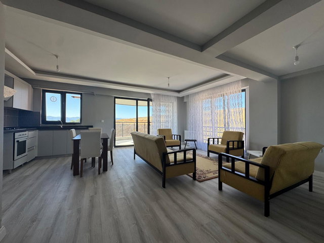 KABAOĞLU’NDA KOÜ UMUTTEPE’YE YAKIN, EŞYALI 3+1 | 3 BANYO, BALKON, 2 CEPHE