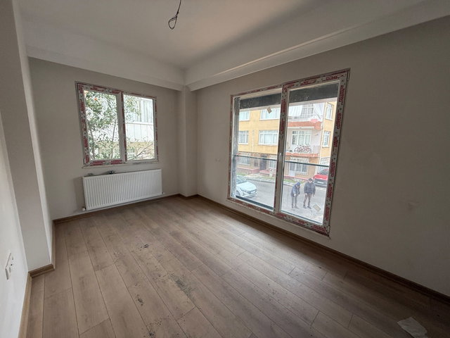 ALTAYÇEŞME MAH.ULAŞIMIN MERKEZİNDE 2+1 KİRALIK DAİRE