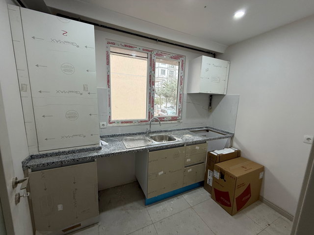 ALTAYÇEŞME MAH.ULAŞIMIN MERKEZİNDE 2+1 KİRALIK DAİRE