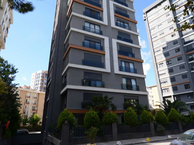 FENERYOLU  26 MART PARKI KARŞISI PARK SİTESİ’NDE KİRALIK 3+1