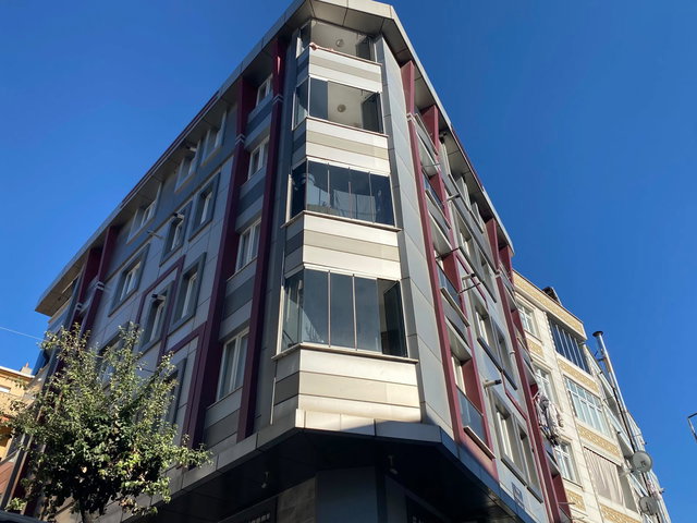 ESENLER'İN GÖZDE MAHALLESİ TURGUTREİS'DE ASANSÖRLÜ KİRALIK 2+1 DAİRE