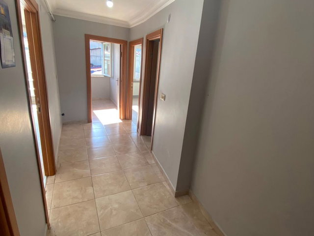 ESENLER'İN GÖZDE MAHALLESİ TURGUTREİS'DE ASANSÖRLÜ KİRALIK 2+1 DAİRE