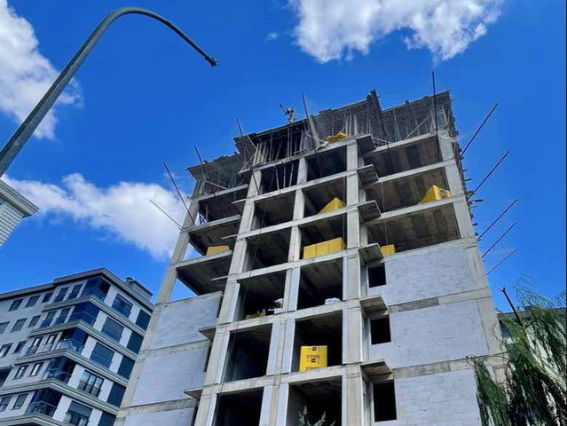 MERDİVENKÖY’DE SATILIK SIFIR 2+1 DAİRE