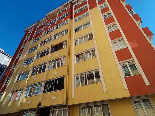 REMAXLAND'DEN KAPAKLI ATATÜRK MAH. İLKAY KONUTLARI’NDA 3+1 | 125 M² NET | BALKONLU |