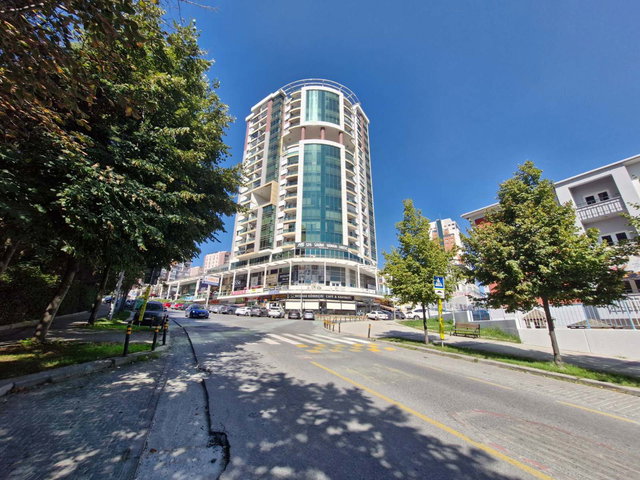 BAHÇEŞEHİR TERRACE GARDEN'DA BAKIMLI VE TADİLATLI 2+1 DAİRE