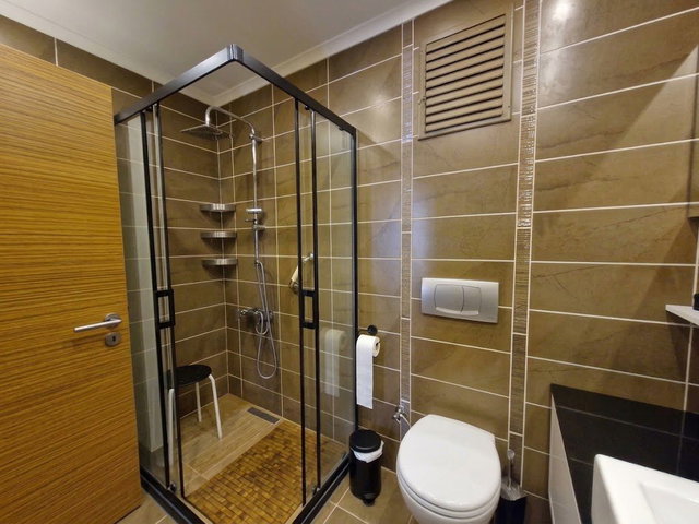BAHÇEŞEHİR TERRACE GARDEN'DA BAKIMLI VE TADİLATLI 2+1 DAİRE