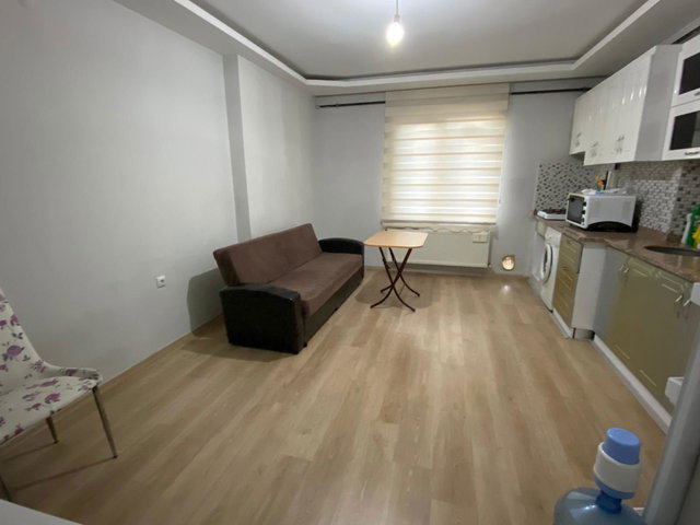 KOCAELI İZMIT KIRALIK EŞYALI DAIRE CEDIT MAHALLESI'NDE