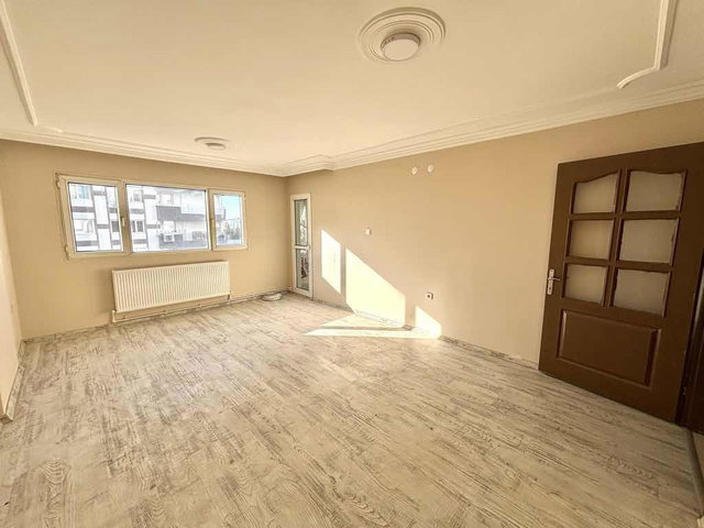 BUCA’NIN EN SAKİN MUHİTİNDE SATILIK 3+1 DAİRE