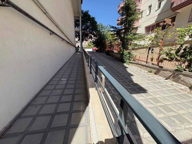 MAMAK PLEVNE CD ÜSTÜ SATILIK UYGUN FIYAT 2+1 MASRAFSIZ YATIRIMLIK YENI DAIRE