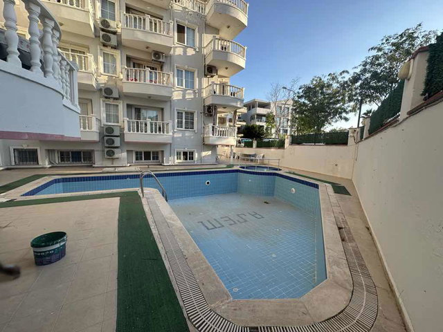 DİDİM DE HAVUZLU SİTEDE LİMAN YOLUNA CEPHE 1+1 DAİRE