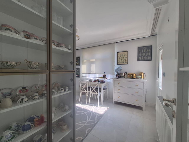 ÇEKMEKÖY MEHMET AKİF’TE ÖZELYAPIM/METORYA YAKIN 3+1 /125 M² NET | BALKONLU