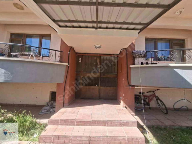 REMAX DEM'DEN AKŞEMSETTİN MAH 3+1 ARA KAT SATILIK FIRSAT DAİRE