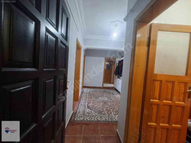 REMAX DEM'DEN AKŞEMSETTİN MAH 3+1 ARA KAT SATILIK FIRSAT DAİRE