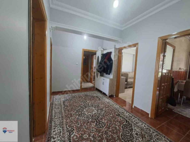 REMAX DEM'DEN AKŞEMSETTİN MAH 3+1 ARA KAT SATILIK FIRSAT DAİRE