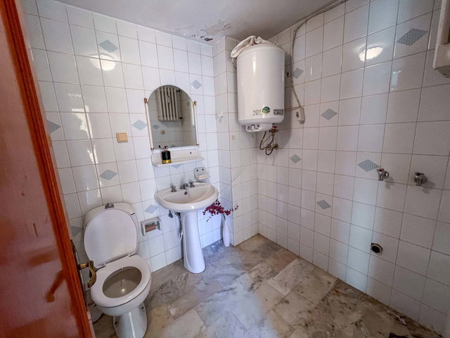 SUADİYE DE MİNİBÜS CADDESİ ÜZERİNDE 3+1 KİRALIK DAİRE