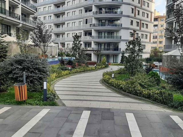 ÇAYIROVA AKSE’DE GÜNEY CEPHE 1+1 | BALKONLU | MERKEZİ ISITMALI | BOŞ