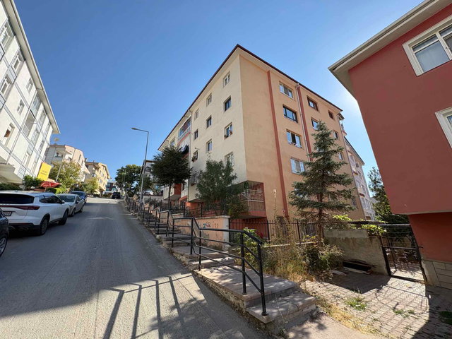 ÇANKAYA MURAT MH SATILIK GENIŞ 3+1 KOMPLE YENILENMIŞ DAIRE