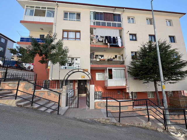ÇANKAYA MURAT MH SATILIK GENIŞ 3+1 KOMPLE YENILENMIŞ DAIRE