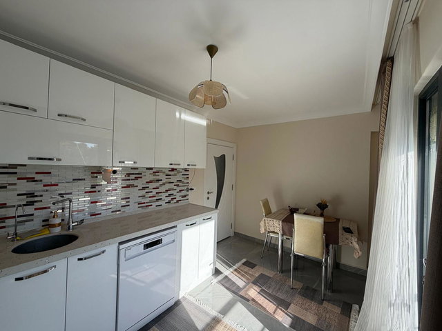 REMAX BEYAZ KAYAPA ZAFER MAH SATILIK 3+1 SATILIK DUBLEX DAIRE