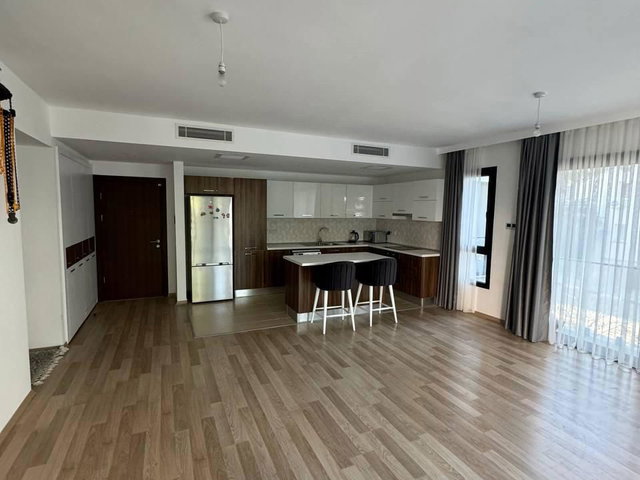 GİRNE MERKEZ'DE 3+1 SATILIK DAİRE