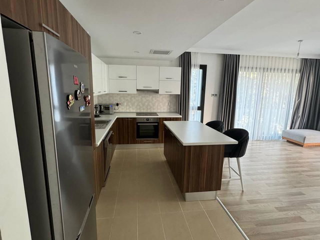 GİRNE MERKEZ'DE 3+1 SATILIK DAİRE