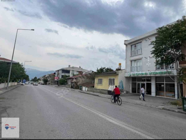 REMAX DEM'DEN CUMHURİYET MAHALLESİNDE EŞYALI KİRACILI FIRSAT 1+1