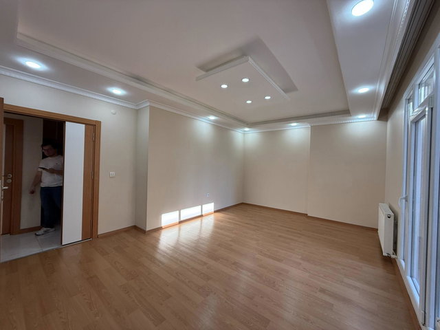ÇIRÇIRDA KİRALIK 3+1 | METROYA YAKIN | OTOPARK | SPOR SALON