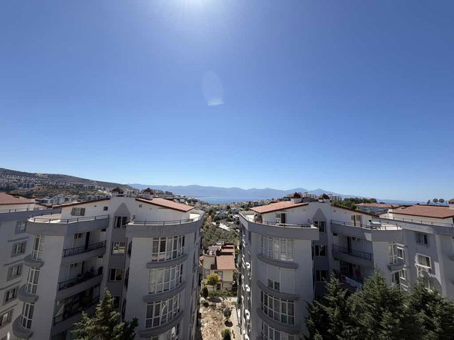 KADINLARDENİZİNDE KEMERTEPE SİTESİ 2+1 KİRALIK DAİRE