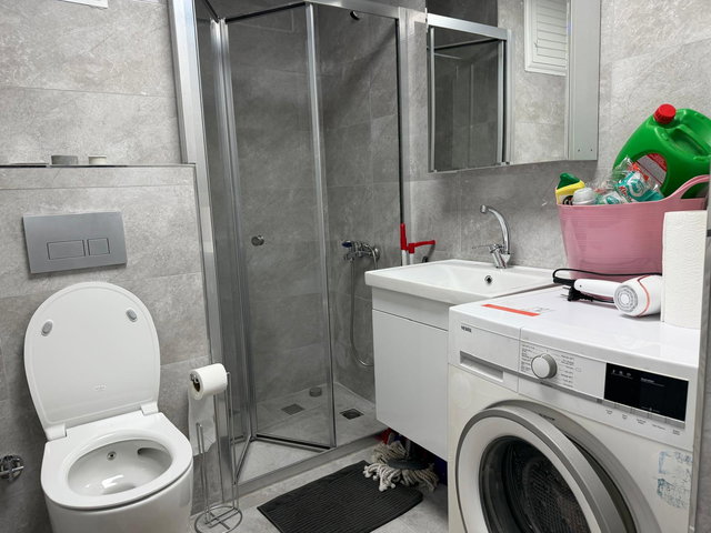 ÇORLU HATİP MAHALLESİNDE LÜKS EŞYALI 1+1 KİRALIK DAİRE