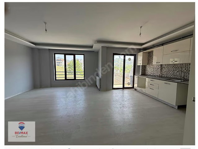 BAŞİSKELE FATİH MAH ÜSTPARK SİTESİ SATILIK 2+1 ARAKAT DAİRE