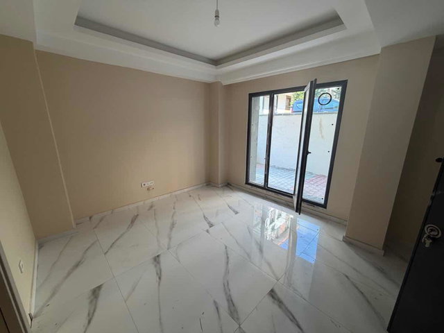 REMAX ÖNCÜ ÇEKMEKÖY SOĞUKPINAR MH 1+1 SIFIR SATILIK DAIRE
