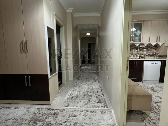RE/MAX LACİVERT'TEN DADAŞKENT'TE SATILIK 3+1 DAİRE