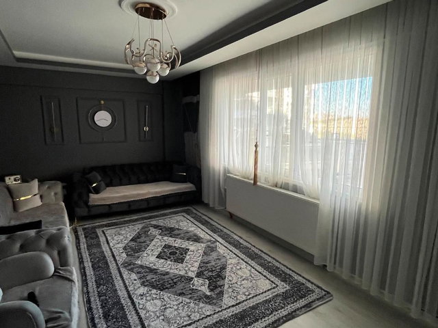 MAMAK AKŞEMSETTİN DE YENİ BİNADA 2+1  SATILIK DAIRE