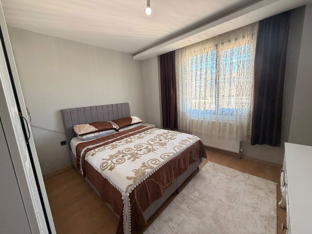 ALİBEYKÖY'DE SİTE İÇRESİNDE MANZARALI 2+1 SATILIK DAİRE