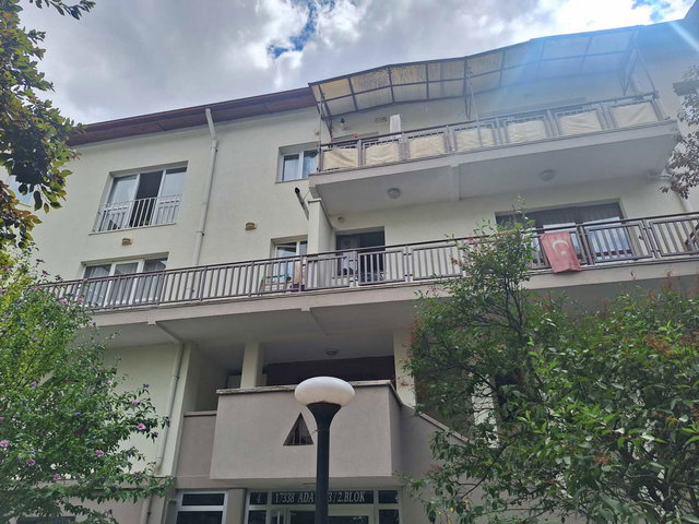 T.B.M.M CADDESİ ÜZERİ EŞYALI KIRALIK DAİRE