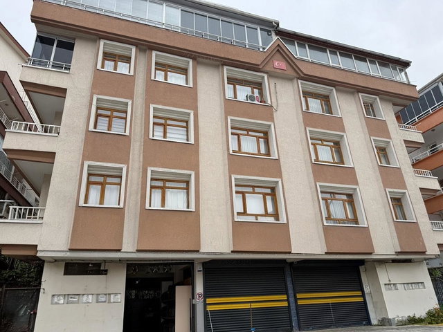 ETİMESGUT TOPÇU MH DE ARA KAT MASRAFSIZ 3+1 SATILIK