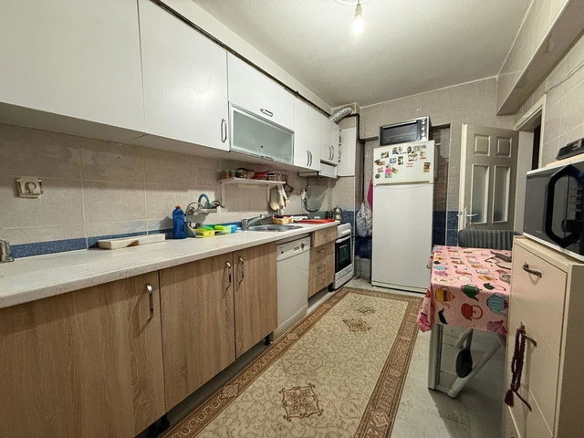 ETİMESGUT TOPÇU MH DE ARA KAT MASRAFSIZ 3+1 SATILIK