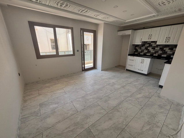 ALTINKUM MAHALLESİ'NDE KİRALIK ASANSÖRLÜ  2+1 ARAKAT DAİRE