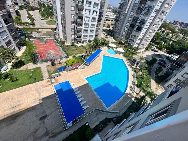 UNCALI'DA 1+1 LÜKS HAVUZLU VE GÜVENLİKLİ SİTEDE KİRALIK DAİRE