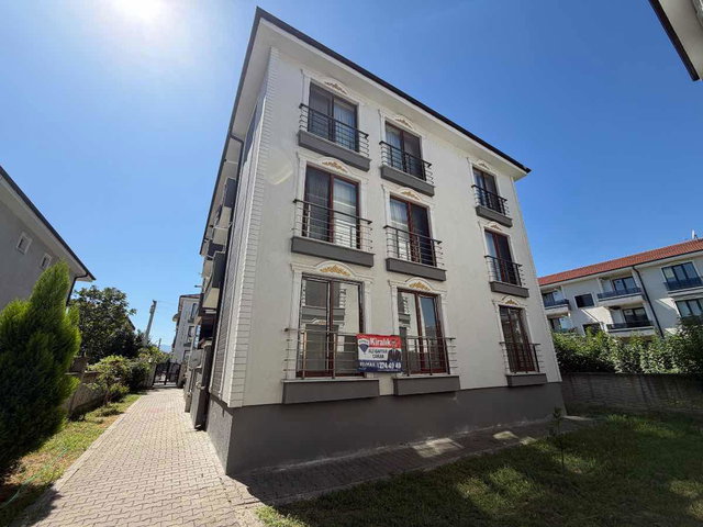 REMAX HÜR’DEN ARİFİYE SUDENAZ CITY 3’TE KİRALIK 2+1 DAİRE