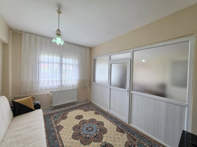 REMAX İLKE'DEN YENİŞEHİR'DE 3+1 KİRALIK DAİRE