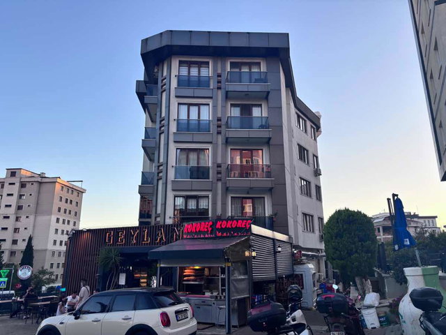 ATALAR MAHALLESİ MARMARAYA YÜRÜME GENİŞ KİRALIK 2+1 DAİRE