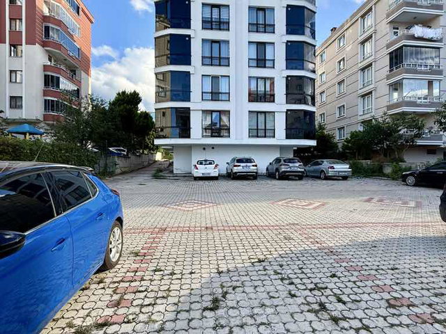 ASUMAN MÜTEVELLIOĞLU’NDAN CAĞALOĞLU’NA İKİNCİ BİNA KONUMUNDA PARK CEPHELİ DENIZ MANZARALI 1+1